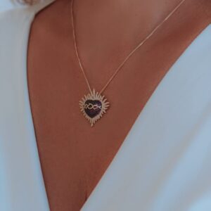 Colar Coração Sagrado Coração de Jesus