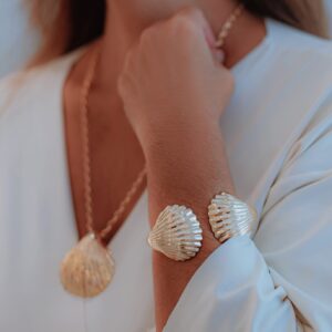 Colar Concha Texturizado Trabalhado