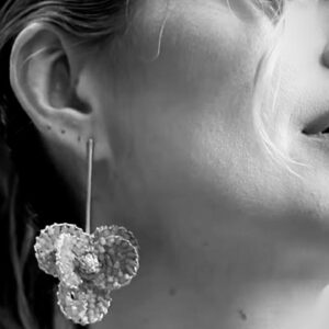 Brinco orquídea ouro