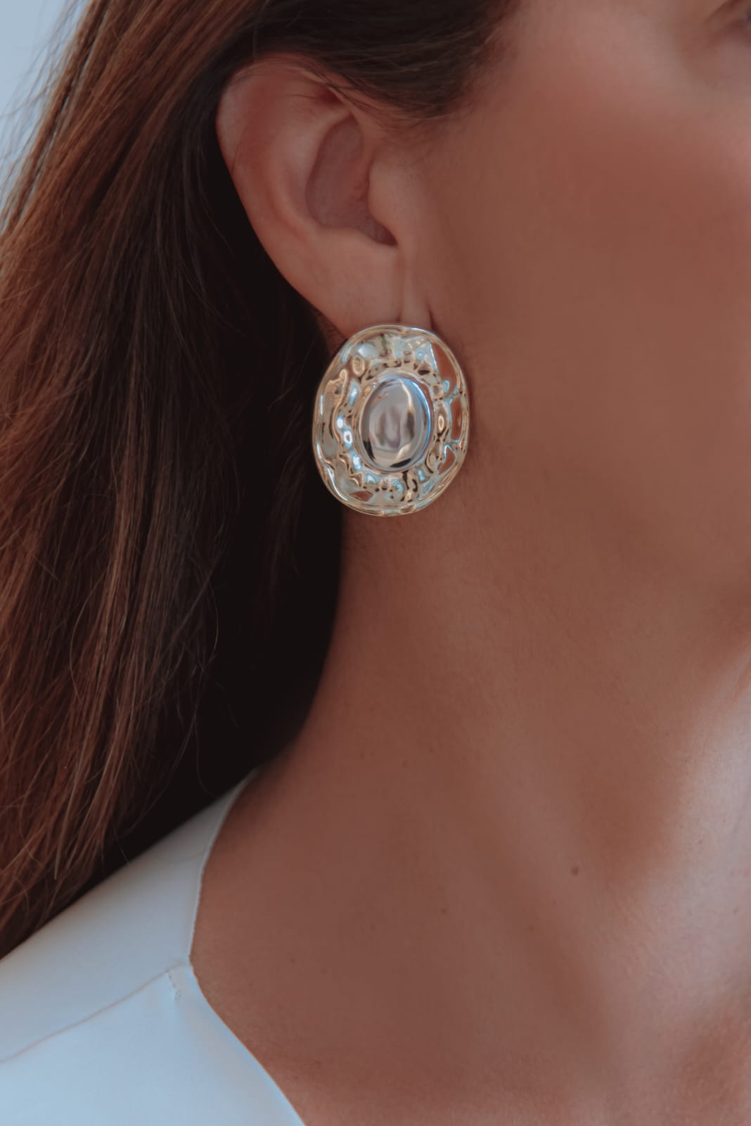 Brinco Médio  Liso Oval